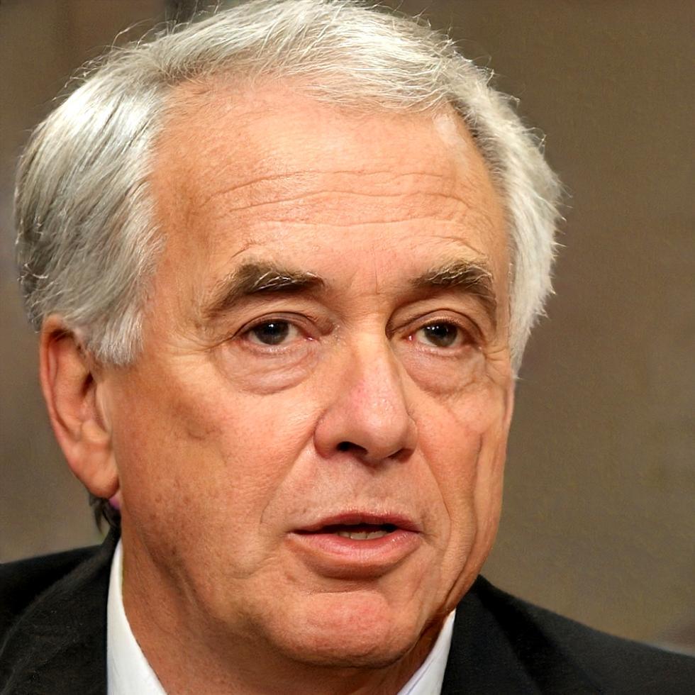 Oskar Lindqvist, Finance Director